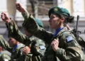 Δένδιας: Τις επόμενες ημέρες θα παρουσιάσω τη σκέψη μας για εθελοντική στράτευση των γυναικών