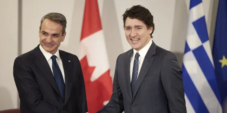 Μητσοτάκης στη συνάντηση με Τριντό: Η Ελλάδα θα είναι η πρώτη χώρα που θα πάρει τα νέα Canadair