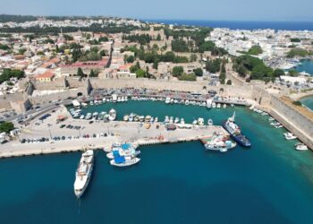 Καπνός… οι δωρέαν διακοπές στη Ρόδο – Οι υποσχέσεις έγιναν voucher μόλις 66,6 ευρώ