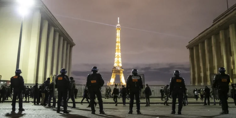 Ολυμπιακοί Αγώνες 2024: Στρατιωτική βοήθεια από 45 χώρες ζητά η Γαλλία