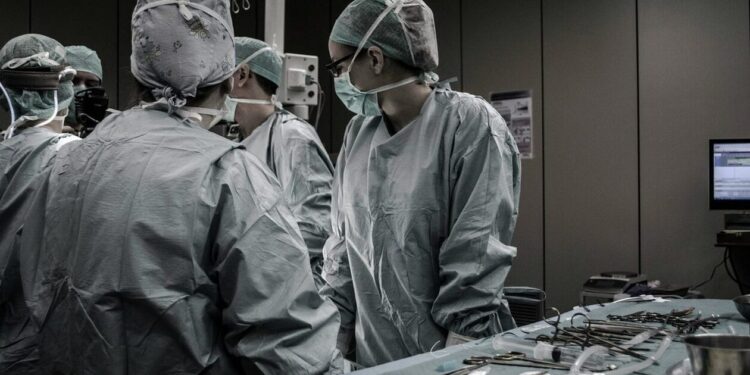 Απογευματινά χειρουργεία: Ο τιμοκατάλογος των επεμβάσεων – Οι κατηγορίες και τα ποσά