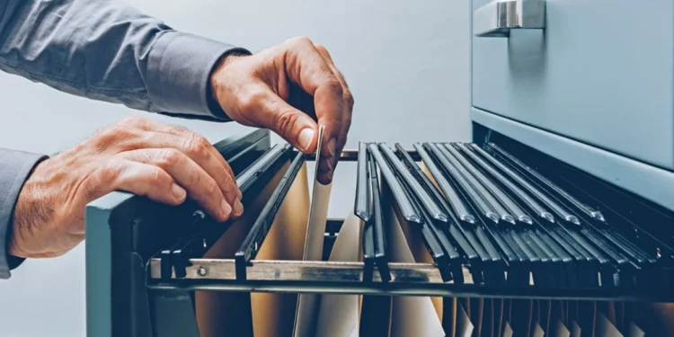 Politico: Συναγερμός στην Europol μετά την εξαφάνιση φακέλων με απόρρητα στοιχεία υψηλόβαθμων αξιωματούχων