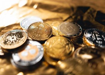 Στο στόχαστρο της Εφορίας τα crypto – Συστήνεται επιτροπή για τα «αόρατα» νομίσματα