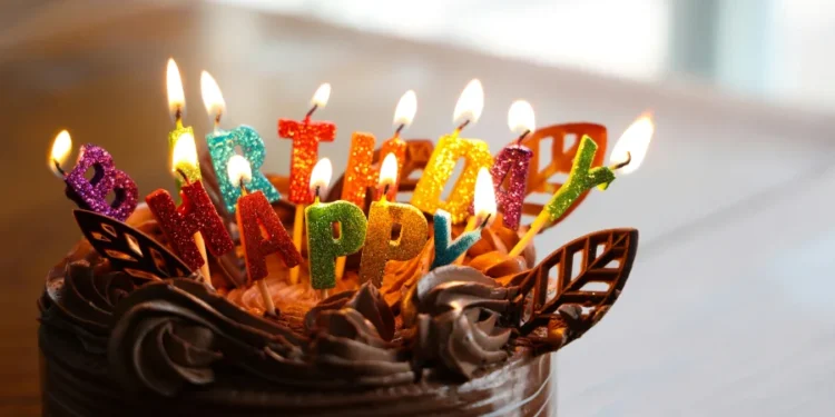 Το γνωστότερο τραγούδι γενεθλίων «κλείνει» έναν αιώνα ζωής