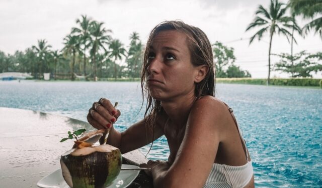 Το ξενοδοχείο που σε πληρώνει όταν βρέχει, επειδή χάλασαν οι διακοπές σου