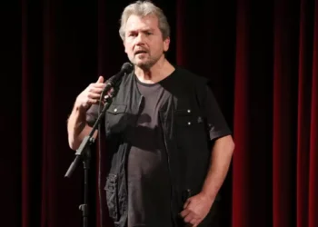 Καθηλώνει ο Χρήστος Κάλοου: «Ήταν τραγικές οι συνθήκες, με σάπιζαν με βίτσα, καθάριζα όλες τις τουαλέτες»