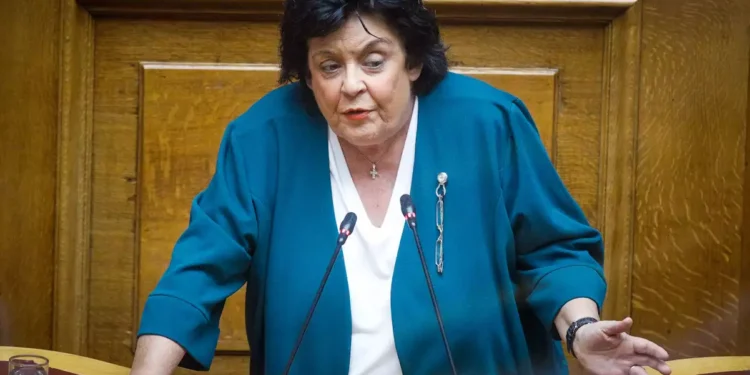 Λιάνα Κανέλλη: «Οι γιατροί με είχαν ετοιμοθάνατη 2 φορές» – «Πήγα και ήρθα»