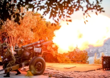 25η Μαρτίου: Τιμή στην εθνική επέτειο με 21 κανονιοβολισμούς από τον Λυκαβηττό