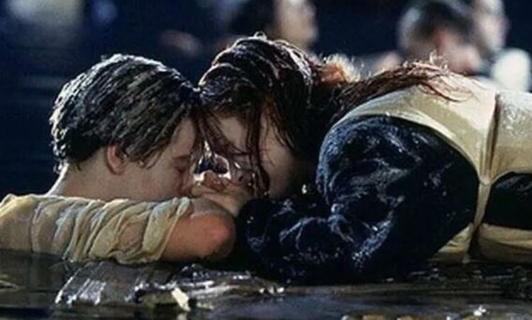 Τιτανικός: Πουλήθηκε σε δημοπρασία η «σανίδα» που έσωσε την Κέιτ Γούινσλετ – Το αστρονομικό ποσό