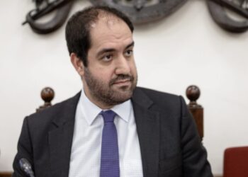 Κεφαλογιάννης: «Στέλνουμε στρατιωτικό εξοπλισμό στην Ουκρανία, αλλά αυτό δεν γίνεται κρυφά»