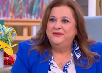 Ελισάβετ Κωνσταντινίδου για Άννα Βίσση: «Θα ήθελα να ήμουν άντρας και να την πήγαινα στα ουράνια»