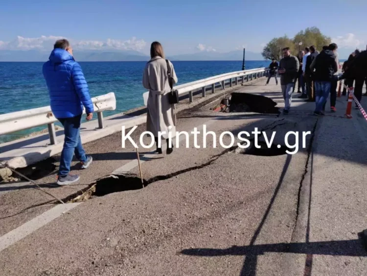 Ξυλόκαστρο: Η γη «κατάπιε» κομμάτι της παλαιάς Εθνικής Οδού Κορίνθου – Πατρών