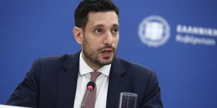 Κυρανάκης: Μειώνεται η γραφειοκρατία, καταργούνται τα πιστοποιητικά γέννησης και οικογενειακής κατάστασης