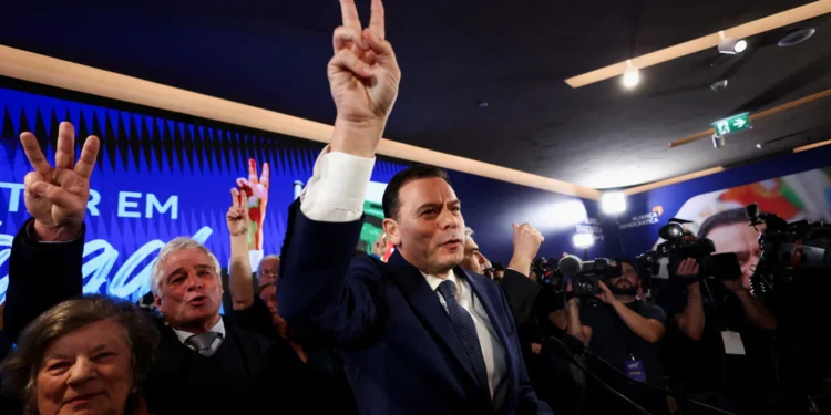 Πορτογαλία: Νικητής η κεντροδεξιά, θριαμβευτής η ακροδεξιά