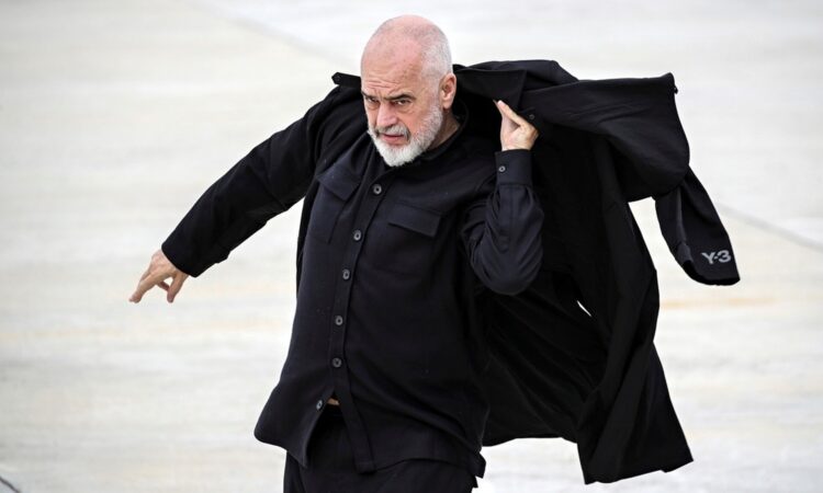 Αλβανία: Ο αδελφός του Έντι Ράμα ύποπτος για συμμετοχή σε κύκλωμα κοκαΐνης