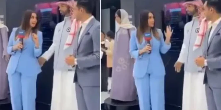 Σαουδική Αραβία: Viral το βίντεο με ρομπότ AI που… θώπευσε ρεπόρτερ!