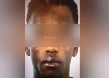 Εξάρχεια: Της άνοιξαν το στόμα για να της ξεριζώσουν τα δόντια – Καρέ καρέ η φρίκη της 36χρονης από τους δύο Σομαλούς