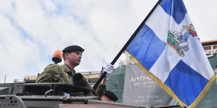 Σε εξέλιξη η στρατιωτική παρέλαση στην Αθήνα για την 25η Μαρτίου – Δείτε live εικόνα