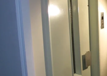 Τι αλλάζει για τα ασανσέρ στις πολυκατοικίες