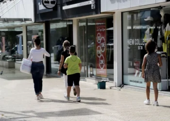 Εξαήμερη εργασία: Ποιοι κλάδοι θα την εφαρμόσουν