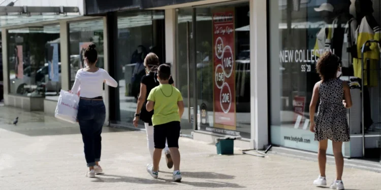 Εξαήμερη εργασία: Ποιοι κλάδοι θα την εφαρμόσουν