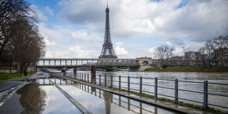 Αναβλήθηκε η πρόβα της τελετής έναρξης των Ολυμπιακών Αγώνων λόγω ανόδου της στάθμης των νερών στον Σηκουάνα