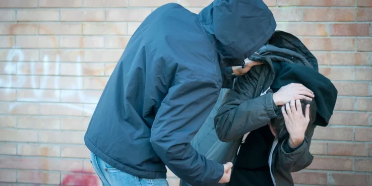 Θύμα bullying 14χρονος στην Πέλλα: Κατήγγειλε ότι του έσβησαν τσιγάρο στο πρόσωπο