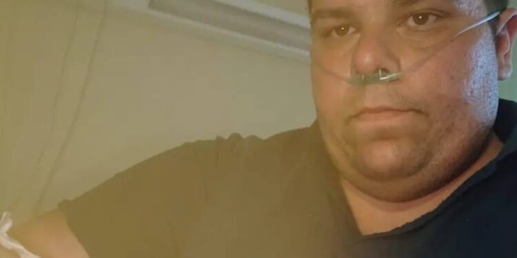 Στο νοσοκομείο ο γνωστός tiktoker Chris ASMR