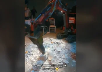 Ηλία Ρίχτο 2024: Άνω – κάτω μαγαζί, έβαλαν μέσα μηχάνημα με εσπύστριες και τρυπάνι για να σπάνε πιάτα