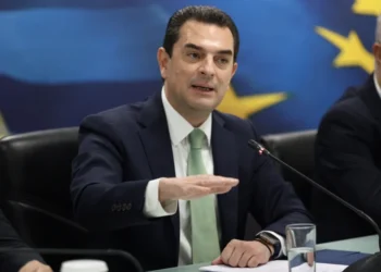 Οι κτηνοτρόφοι «προσγειώνουν» τον Σκρέκα για την τιμή του αρνιού