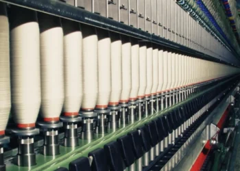 Νάουσα: Κατεβάζει ρολά η κλωστοϋφαντουργία Βαρβαρέσος – Απολύονται 120 εργαζόμενοι