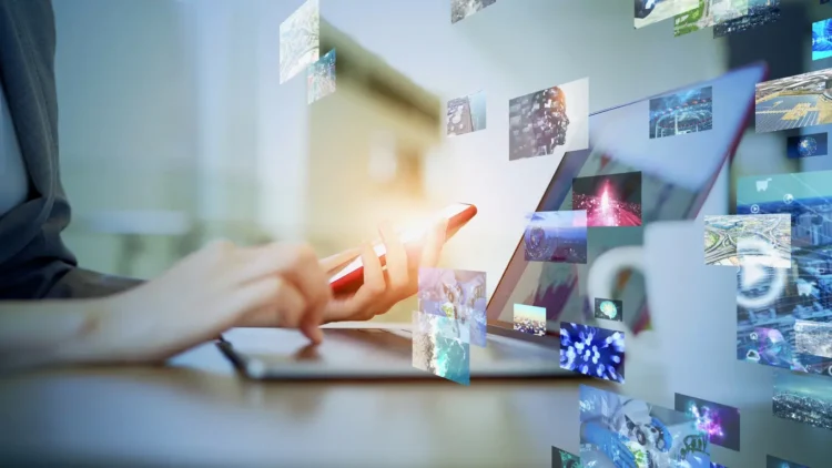 Από κόσκινο 20 Έλληνες influencers – Πανευρωπαϊκός έλεγχος – Τι θα αναφέρουν τα «ραβασάκια» που θα λάβουν από το Υπουργείο Ανάπτυξης