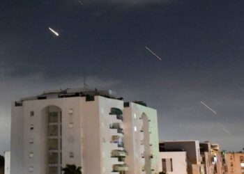 Επίθεση του Ιράν στο Ισραήλ: Περίπου $1,35 δισ. κόστισε στο Ισραήλ η αναχαίτιση των ιρανικών πυραύλων και drones