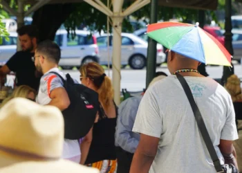 Καιρός – Τσατραφύλλιας: Καλοκαίρι με 31 βαθμούς Κελσίου το Σαββατοκύριακο και έρχεται περισσότερη ζέστη από Δευτέρα