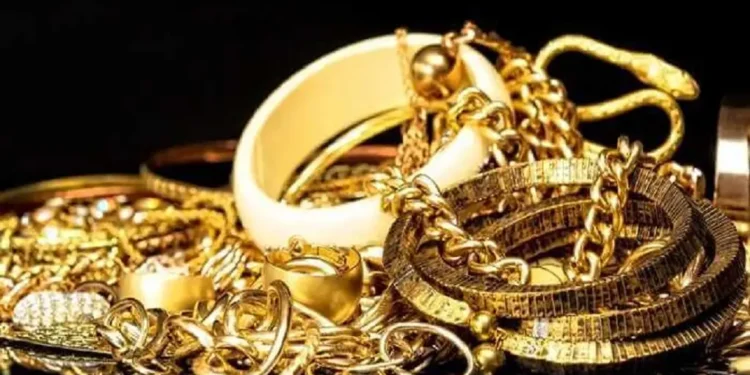 Σέρρες: Έκλεψε κοσμήματα αξίας 600 ευρώ από σπίτι 92χρονου