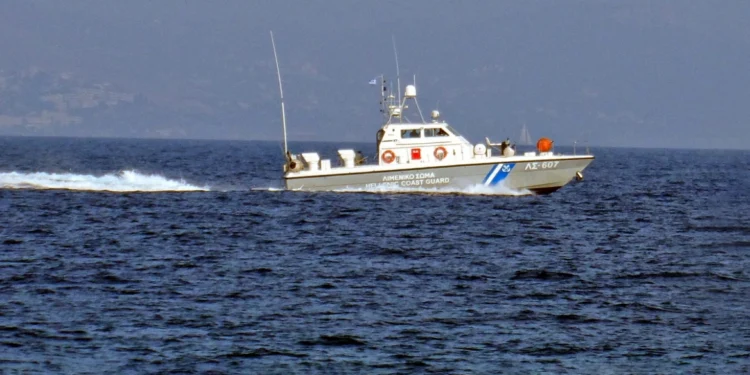 Λιμενικό: Ένας 67χρονος από τα Χανιά ο άντρας που πήδηξε από πλοίο κοντά στην Ύδρα – Άφησε σημείωμα αυτοχειρίας