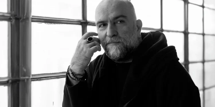 Μπάμπης Στόκας: Θα είμαι υποψήφιος ευρωβουλευτής με τη Ζωή Κωνσταντοπούλου – Το σχόλιο του Φίλιππου Πλιάτσικα