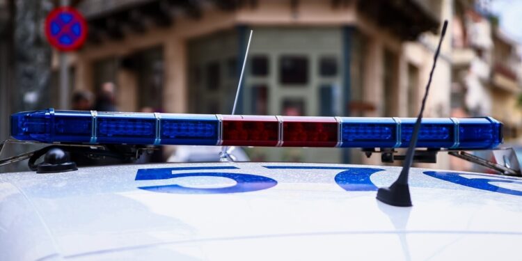 Σέρρες: Συνελήφθησαν για κλοπές 5 ανήλικοι – Διέρρηξαν περίπτερο