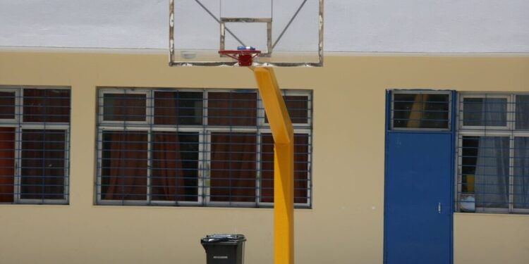 Πάσχα: Πότε θα κλείσουν τα σχολεία – Τι θα ισχύσει με τις Ευρωεκλογές και το καλοκαίρι