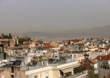 Ο Θοδωρής Κολυδάς για την αφρικανική σκόνη: «Ποια σκόνη;»