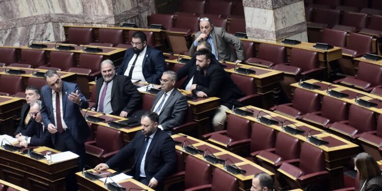 Ποινική δίωξη στους 11 βουλευτές των “Σπαρτιατών”- Δίωξη και στον Ηλία Κασιδιάρη