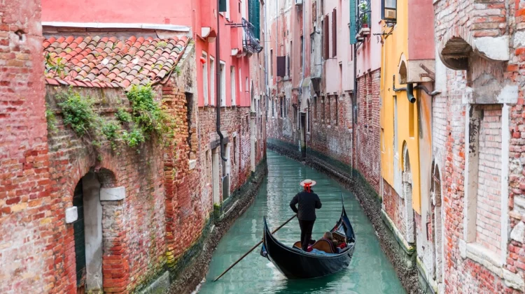 Βενετία: Από τις 25 Απριλίου η πιλοτική εφαρμογή του «εισιτηρίου εισόδου» για τους επισκέπτες