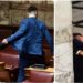 Γραμμένος σε Φλώρο: «Γ@@ τη μάνα σου, σκουπίδι» – Οι απίστευτοι διάλογοι πριν τις μπουνιές στη Βουλή