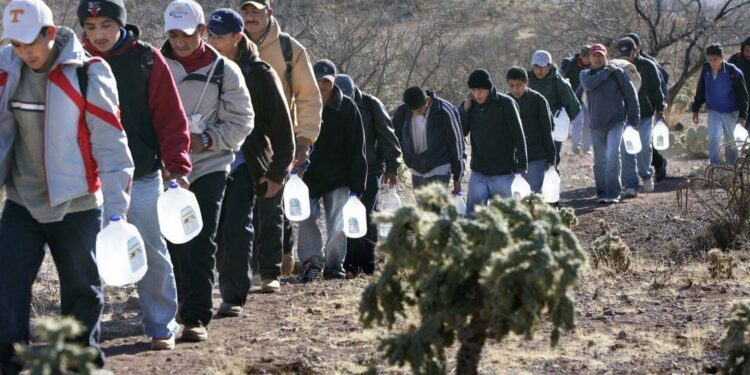 Αποκάλυψη: Οι ΗΠΑ σχεδιάζουν να στείλουν παράτυπους Λατίνους μετανάστες στην… Ελλάδα!