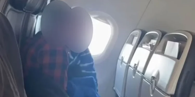 Ζευγάρι έκανε σεξ σε πτήση της British Airways μπροστά στους επιβάτες