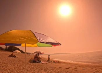 Έρχεται το πιο ζεστό καλοκαίρι με ακραίες θερμοκρασίες – Ο αναλυτικός πίνακας του ECMWF που «δεν πέφτει ποτέ έξω»