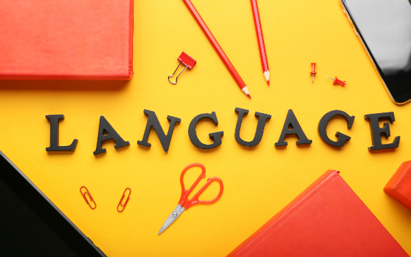 Ποια ξένη γλώσσα αξίζει να μάθει το παιδί μου;