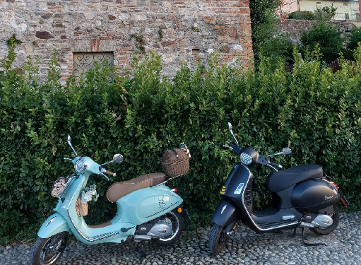 Άνεση και αποτελεσματικότητα: Πώς μπορεί να μετακινηθεί κάποιος με ηλεκτρικό ποδήλατο ή μηχανάκι μέσα στην πόλη