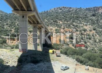 Ηράκλειο: Ψυχολογική υποστήριξη στους συμμαθητές της 17χρονης που έπεσε από τη γέφυρα του ΒΟΑΚ