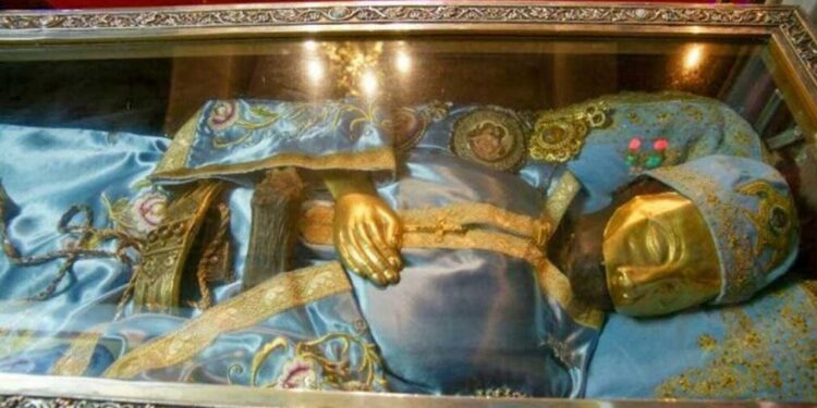 Άγιος Ιωάννης ο Ρώσος: Βρέθηκε το δεξί χέρι -Ενώνεται με το ιερό σκήνωμά του στην Εύβοια 27 Μαΐου